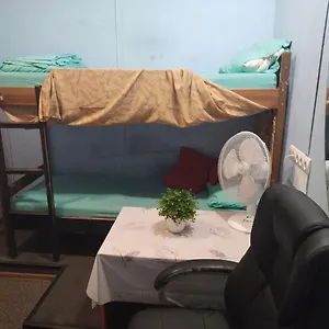 https://ararat-teatralnaya-hostel-kiev.hotels-of-kiev.com
